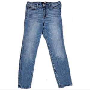 Hollister High Rise Super Skinny Crop 9R